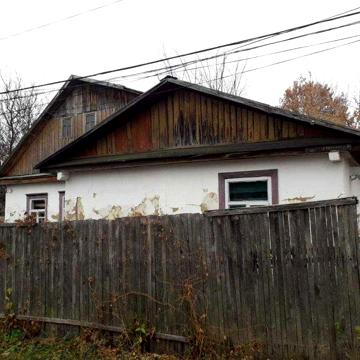 Продам будинок з земельною ділянкою в смт Іванків, вул. Лесі Українки
