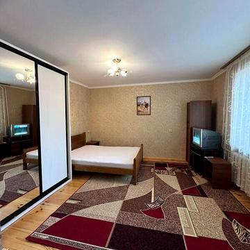 Довгострокова оренда 1к Квартира Крушельницької Соломії вулиця