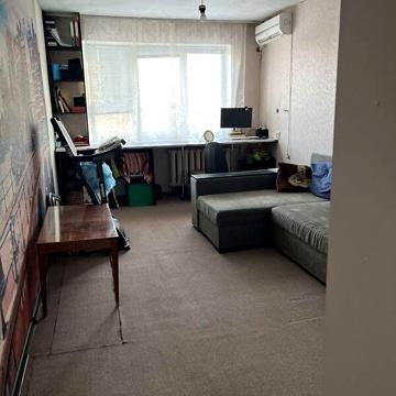 Продаж 2к Квартира Ньютона вулиця