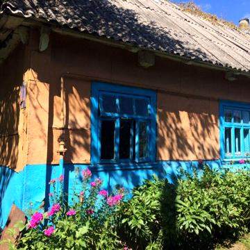Продам будинок з приватиз. земельною ділянкою ( ціна за сотку землі)