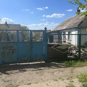 Продам будинок в селі Вільне (Червоний Шахтар)