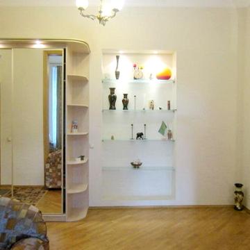 Заньковецької вул., 6