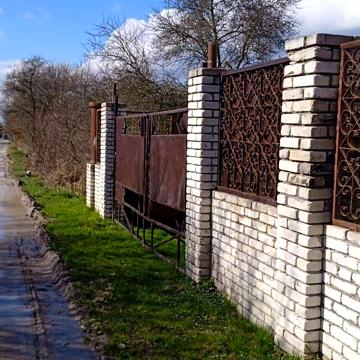 Продаж 3к Дім Озерна вулиця