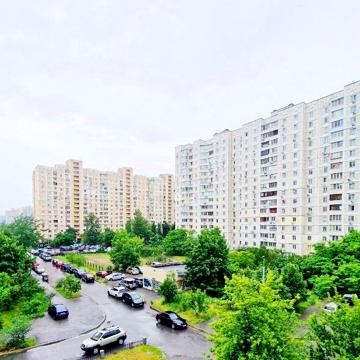 Петра Григоренка просп., 3-Б