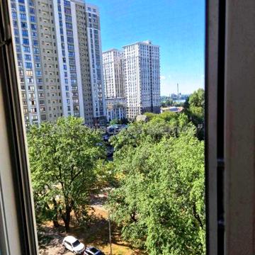 Продаж 3 кім квартири, вул. Вірменська 11, метро Вирлиця.