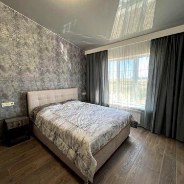 Оренда таунхауса (будинок) Святопетрівське, дворик, паркомісця