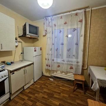 Здається 1к Леваневського, р-н ДК