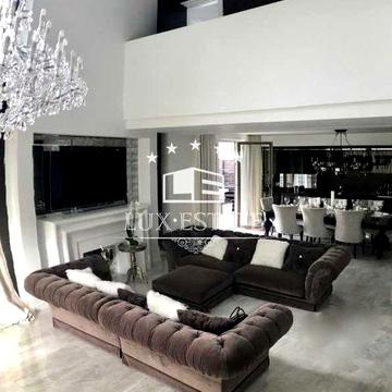 Продажа роскошного дома в стиле "Ар-Деко"