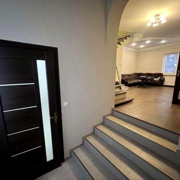Продаж будинку в самому центрі міста