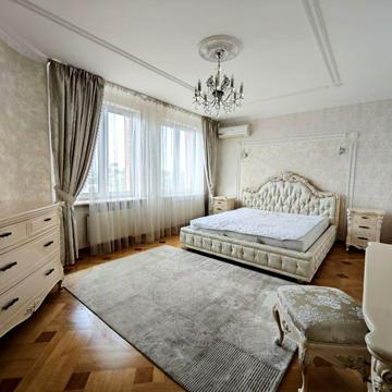 Осіння вул., 33