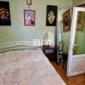 Здам 1 кімн. квартиру по пров. Верхівський, 7.
