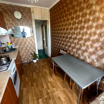 Терещенківська вул. (Червоного Козацтва), 23