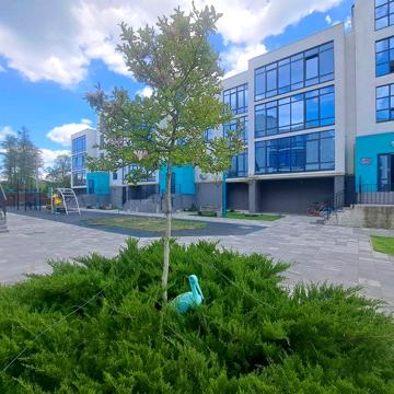 Продам останю величезну Трикімнатну квартиру в лісній частині Ірпеня ЖК ібіс