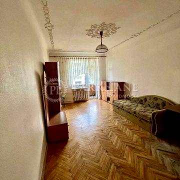 Продаж квартири в центрі міста. Лесі Українки 6. 3-х кімнатна.