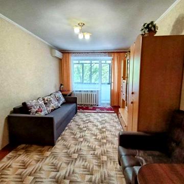 Довгострокова оренда однокімнатної квартири, вул. Смілянська 87