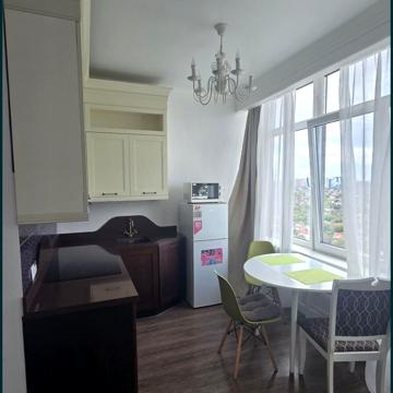 Валерія Самофалова вул. (Каманіна), 16а/3
