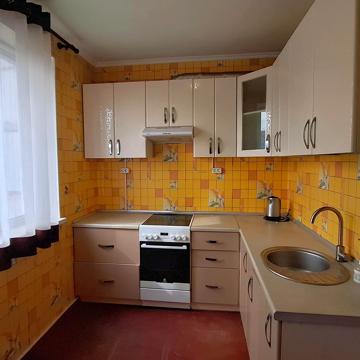 Ювілейний просп. (), 47/19