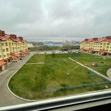 Червоної Калини вул., 4