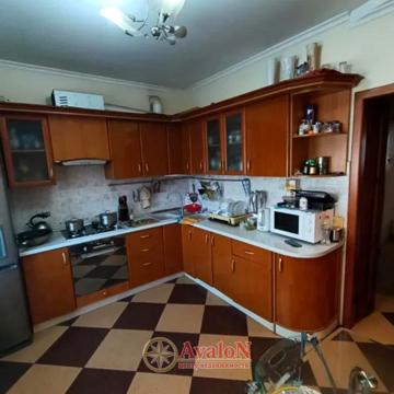 Велика Арнаутська вулиця, 86а, Приморський район, Одеса, Одеська область 119000.0 USD