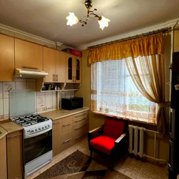 Сумгаїтська вул., 51