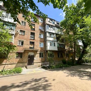 Продам однокімнатну квартиру ЮТЗ