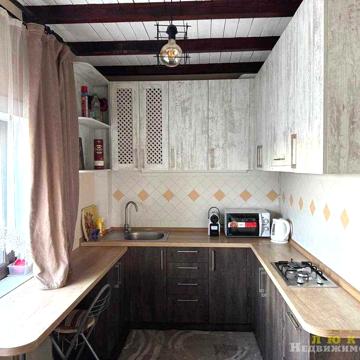 Продам 2 этажный дом  Бурдовский массив,  1 линия от  лимана!