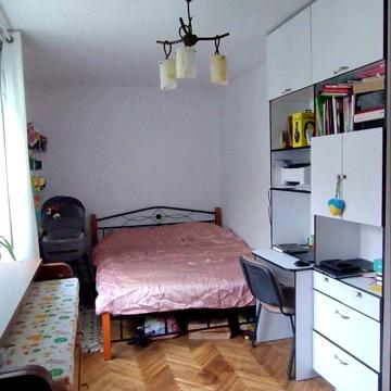 Литовська вул., 10
