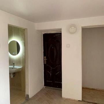У тихій ,спокійній частині України продається 2х кімнатна квартира