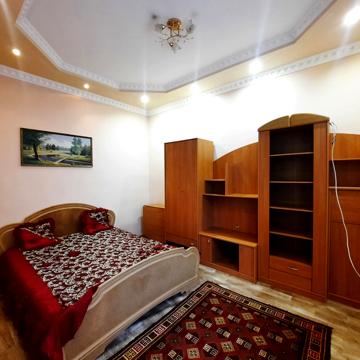 Академіка Романа Кучера вул., 28
