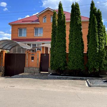 Дом в аренду под дет сад , клиника , груповые заняття
