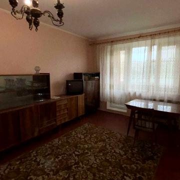 Симиренка 7, квартира однокімнатна