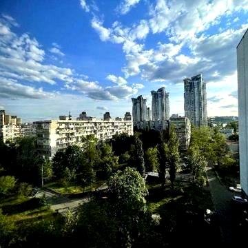 Без% продаж 3х комнатной квартиры Березняки  миколайчука(Серафимовича