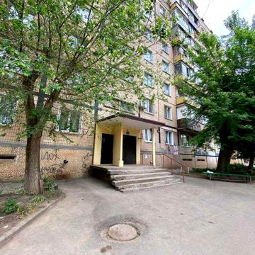 Продаётся 3-комн. квартира по ул. 200 лет Кривому Рогу