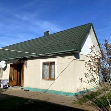 Продається будинок з усіма комунікаціями