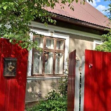 Продається будинок в центрі