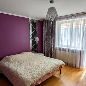 Богдана Хмельницького вул., 51в