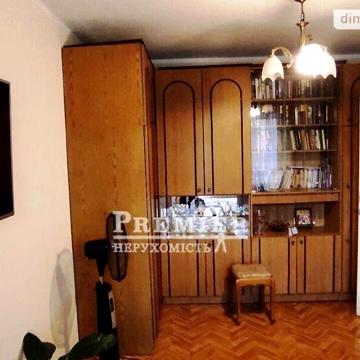 Продаж 2к Квартира Героїв Крут (Валентини Терешкової) вулиця