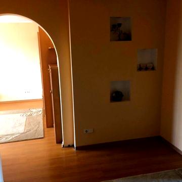 Здається 3 кімнатна квартира в м. Ужгород. Вул. Жемайте