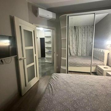 Валерія Самофалова вул. (Каманіна), 16а/3