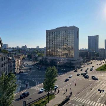 Тараса Шевченка бульв., 58
