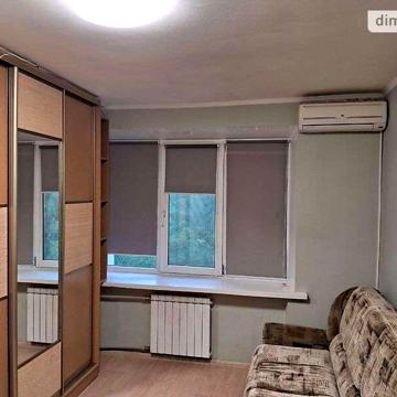 Олени Теліги вул., 53