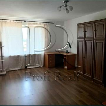 Доківська вул., 10к4