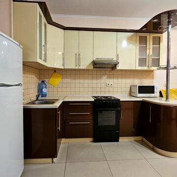 Борщагівська вул., 206