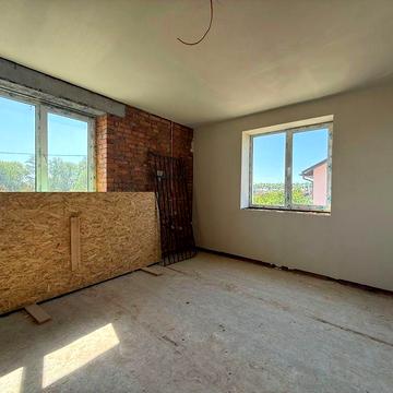 Продам Двоярусну Квартиру ! Чистову!