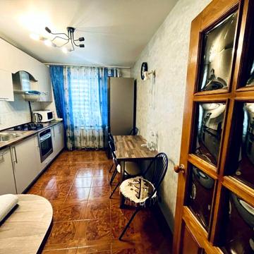 Метро Голосівська-300м, 3х кім, 2 спальні, гардеробна, ремонт