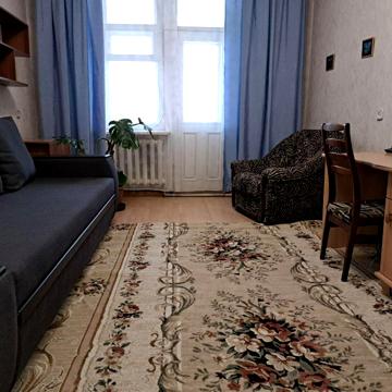 Олександра Кошиця вул. (Караваєва), 28