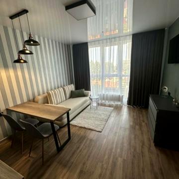 Литературная, 10б