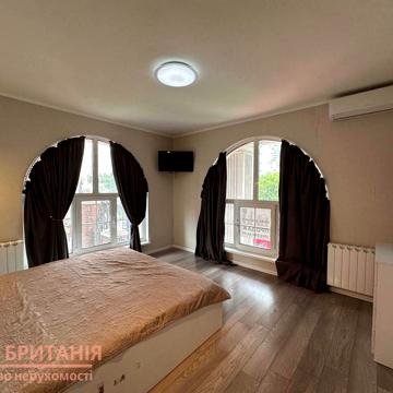 Михайла Максимовича вул. (Онуфрія Трутенка), 28-Б