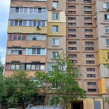 Продам 3 комн. квартиру