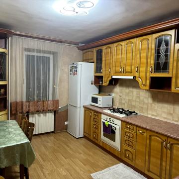 Тараса Шевченка вул., 4